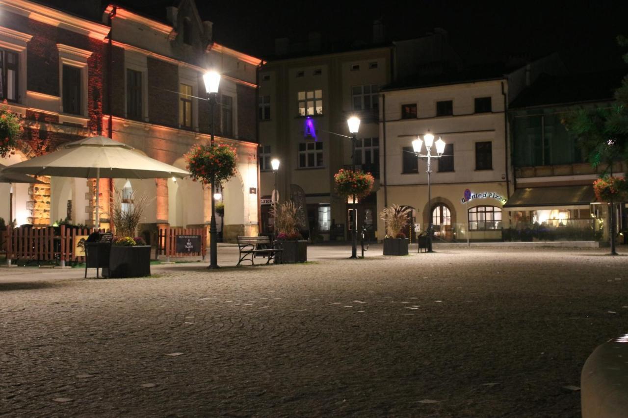 Apartament City, Clock Krosno Exterior photo